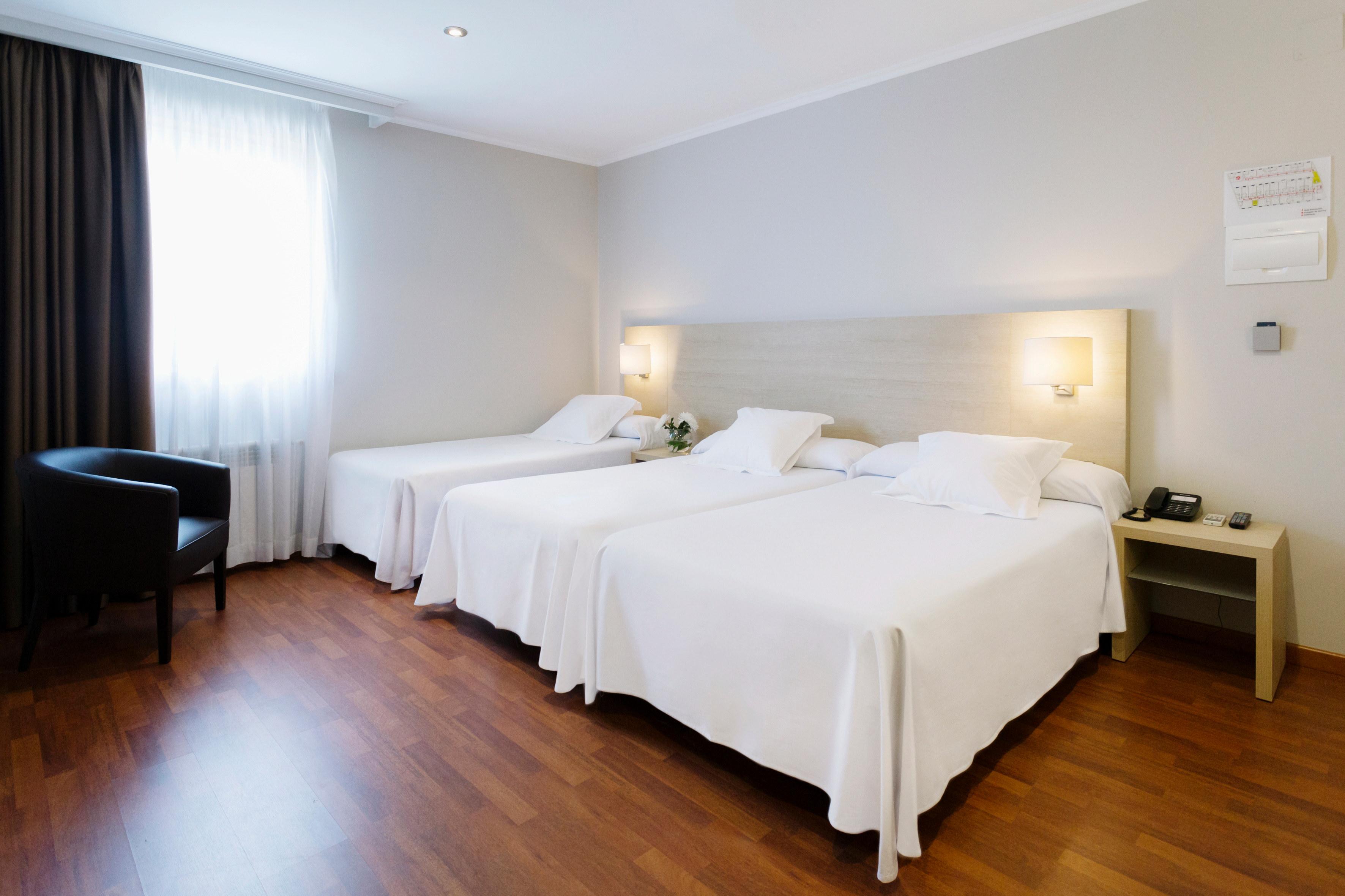 Hotel Valencia Ferrol Ngoại thất bức ảnh