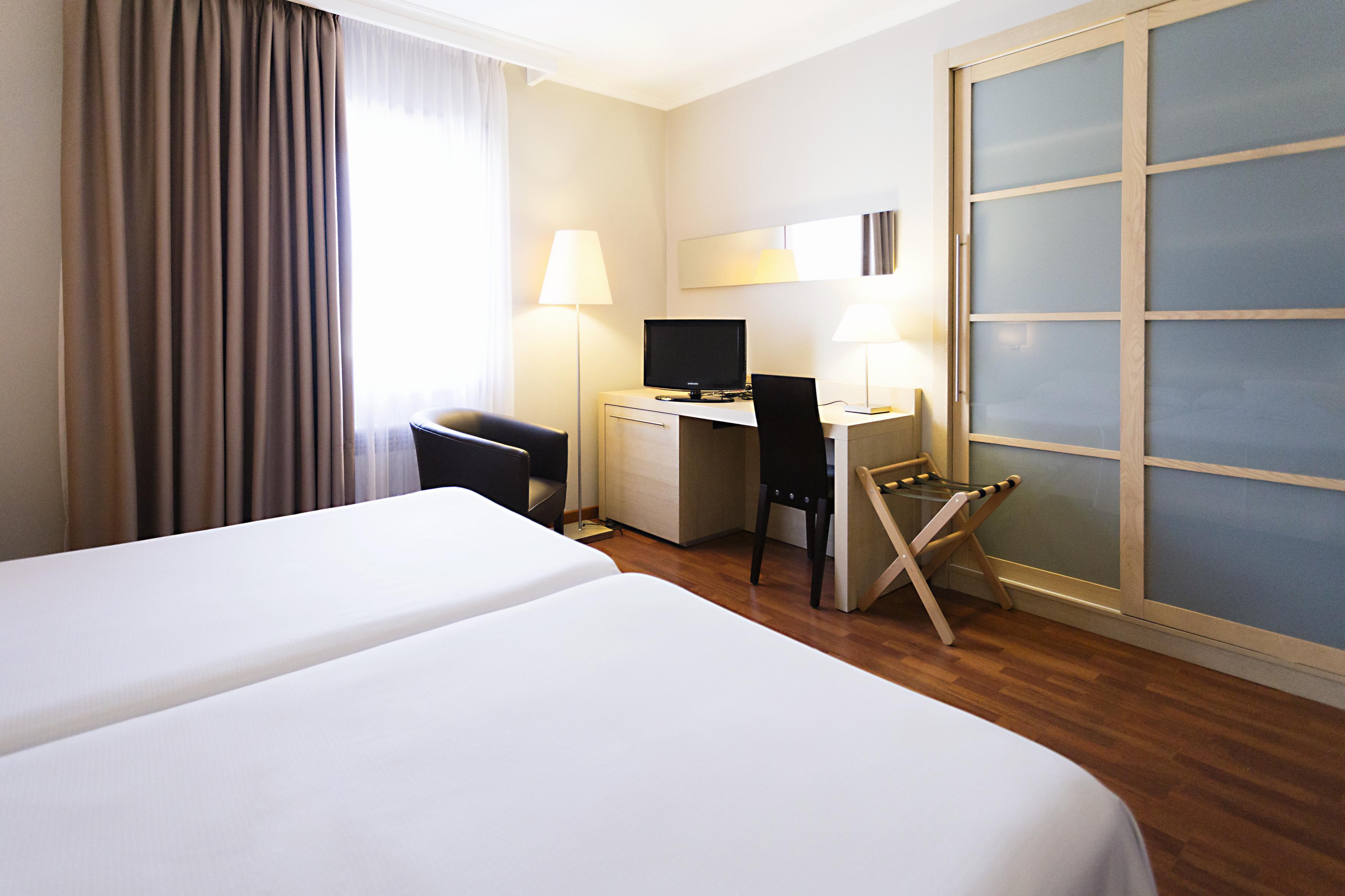 Hotel Valencia Ferrol Ngoại thất bức ảnh
