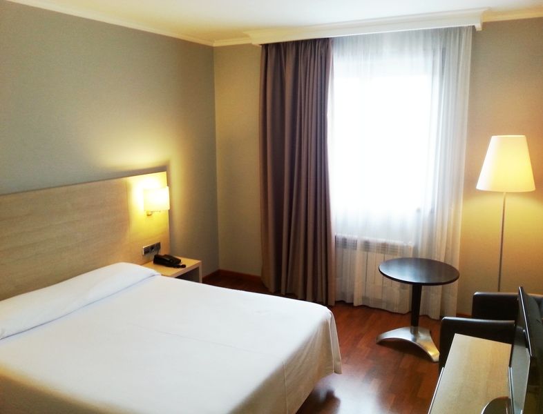 Hotel Valencia Ferrol Ngoại thất bức ảnh